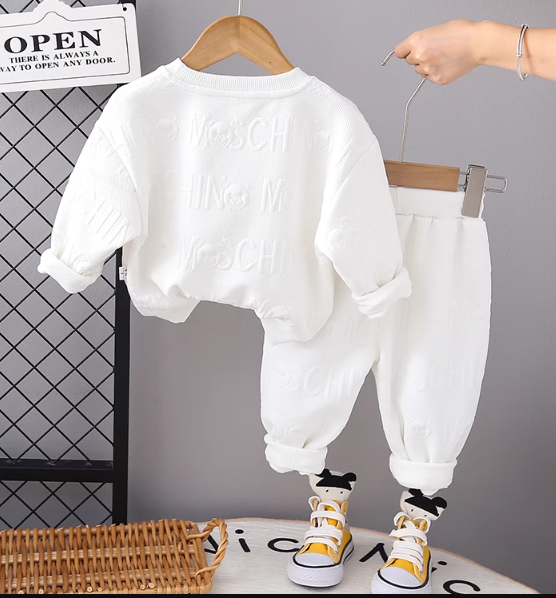 Beyaz Renk 3D Baskılı Çocuk Takım