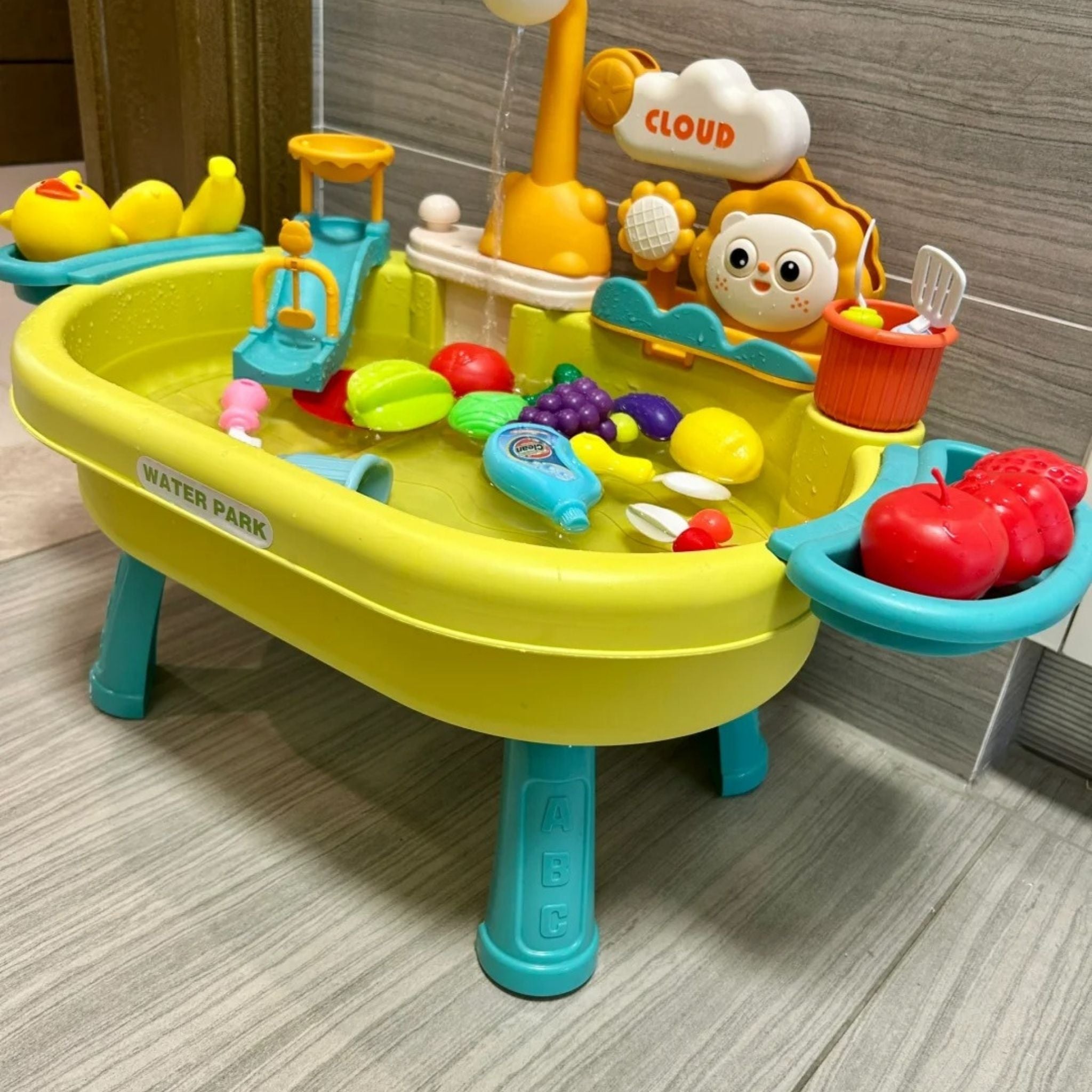 Çocuklar İçin Su Oyun Masası ve Mutfak Seti – Aksesuar Dahil