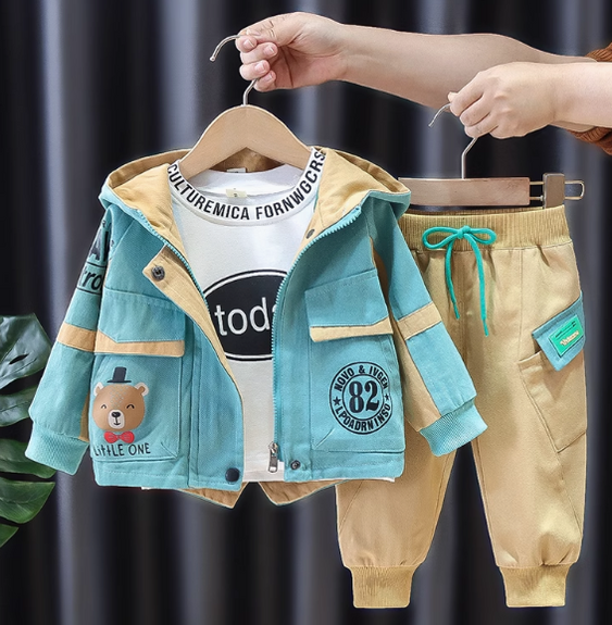 3 parçalı Kapşonlu Erkek Çocuk Takım 1-5 Yaş