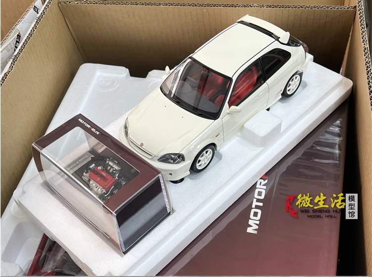 1/18 Ölçekli Beyaz Renkli Honda Civic ve Motor