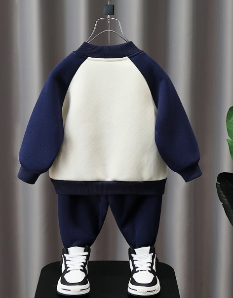 Mavi Renk Erkek Çocuk Takım 2-8 Yaş