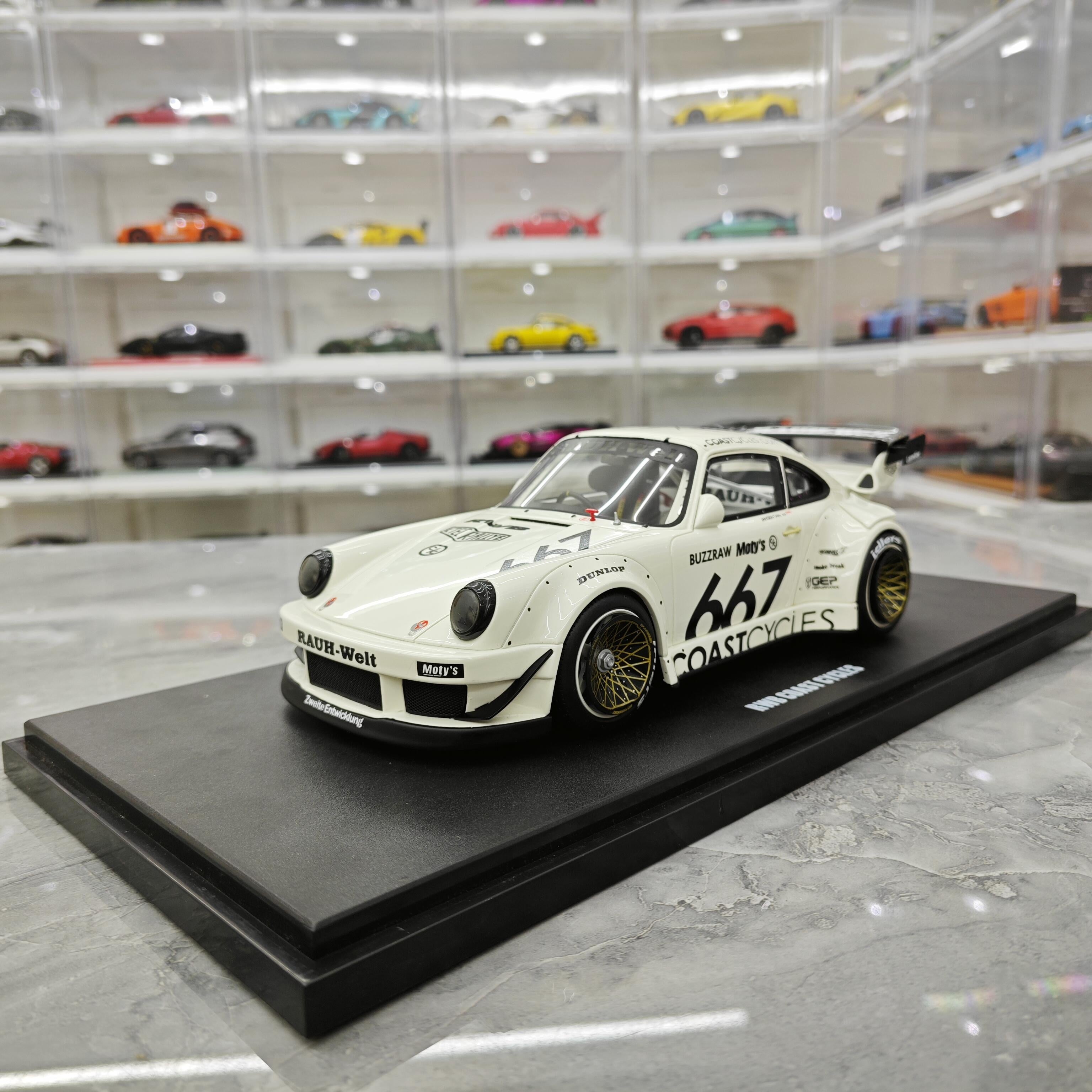 Porsche 911 -1/18 Ölçekli Beyaz Renk Model Araç