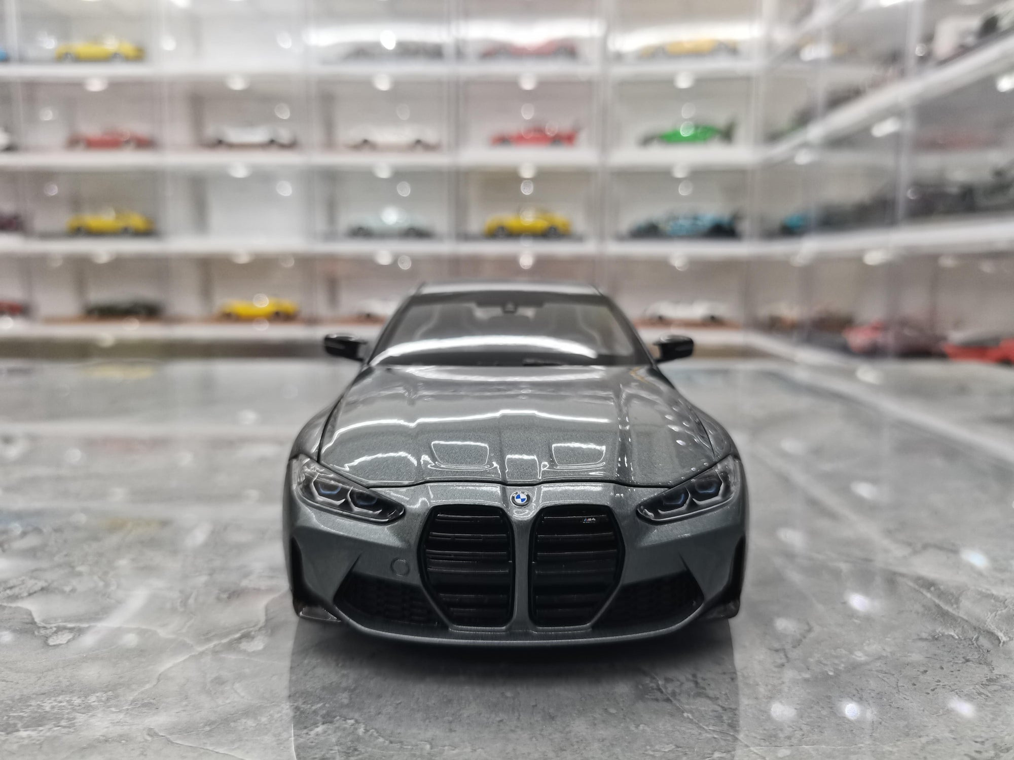 1/18 ölçekli BMW M4 Model-Gri Alaşım Renk Metalik