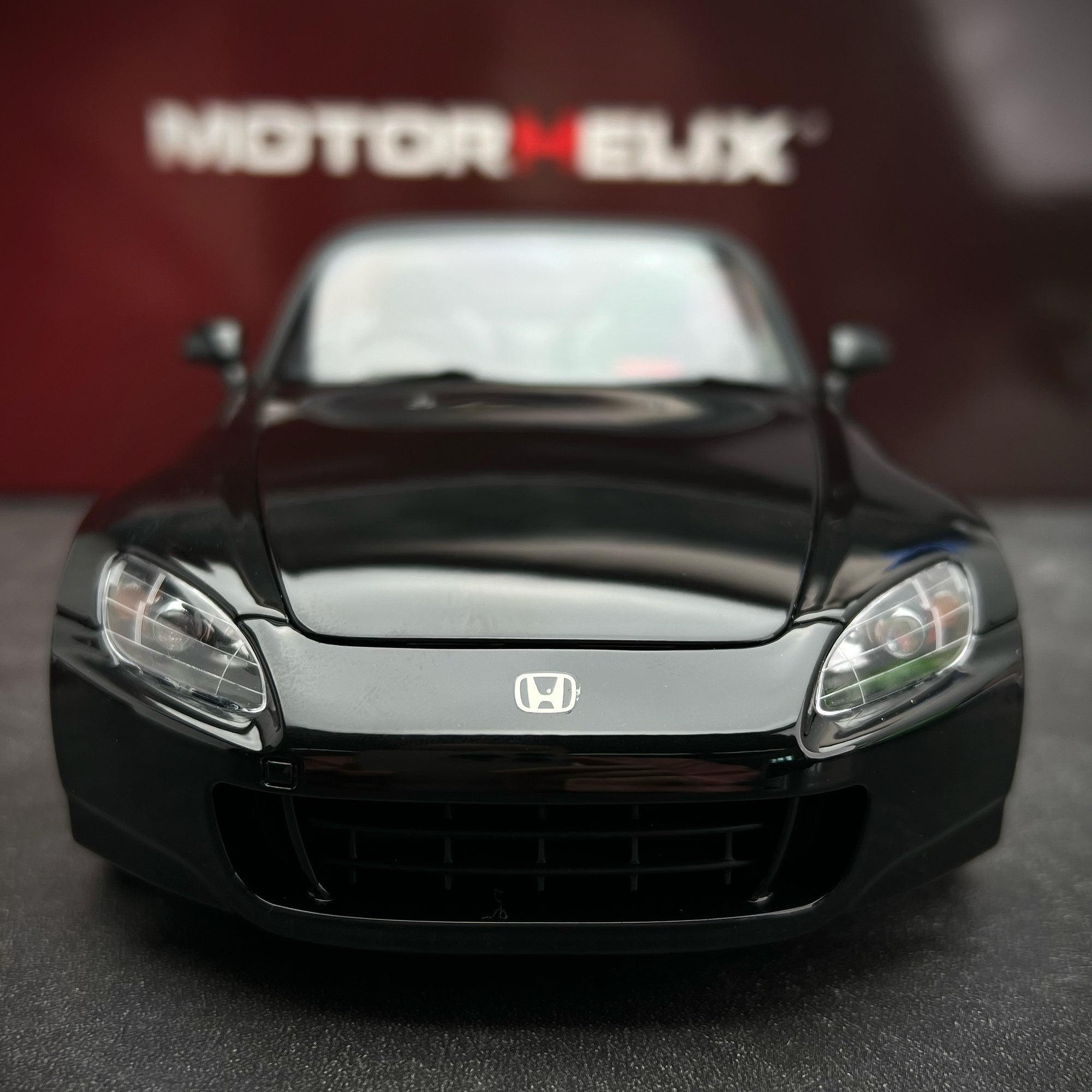 Siyah Renk Honda S2000 ve Motor Blok. 1/18 Model Araç