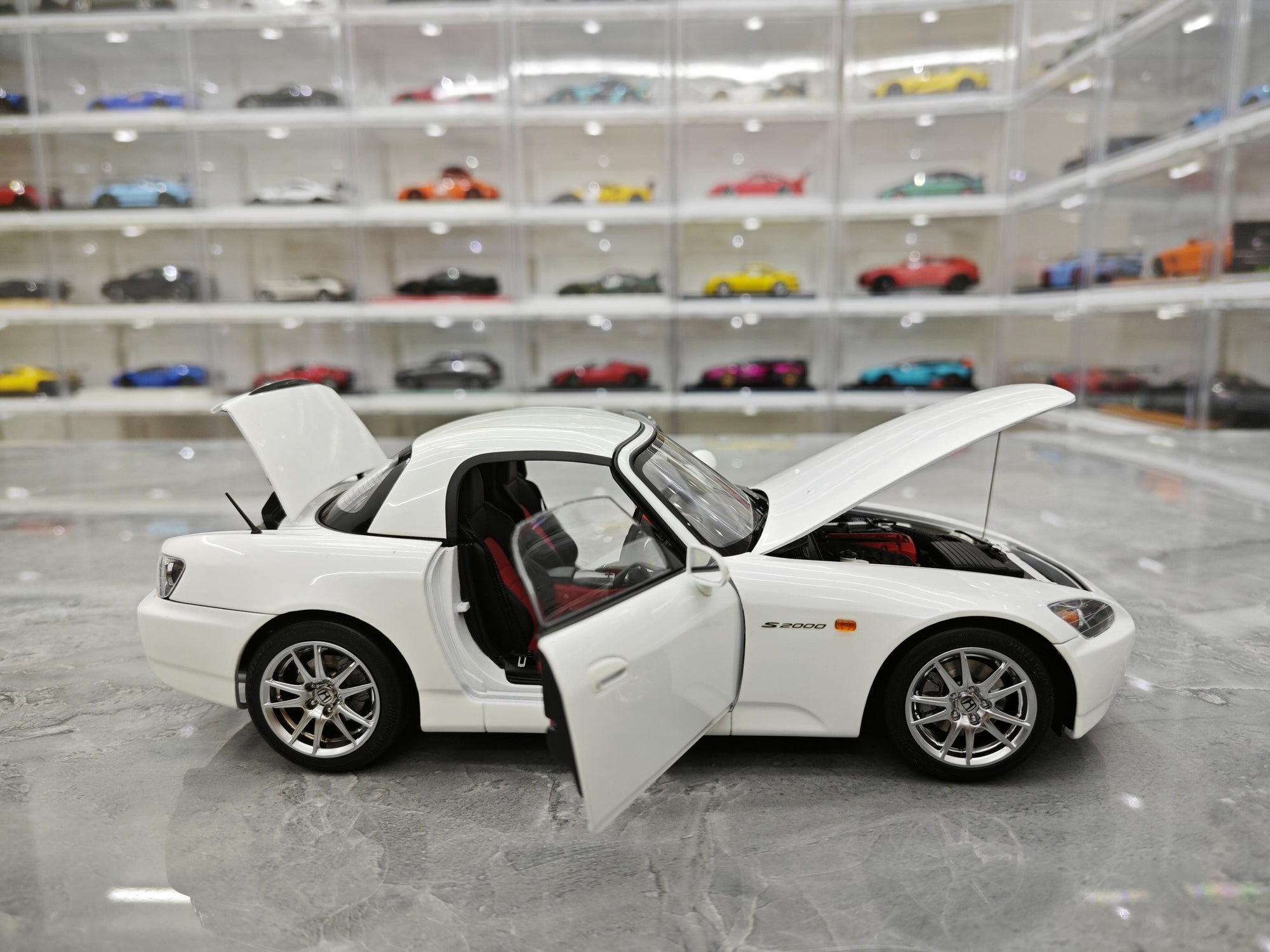 Honda S2000 Beyaz Renk ve Motor Blok- Metal