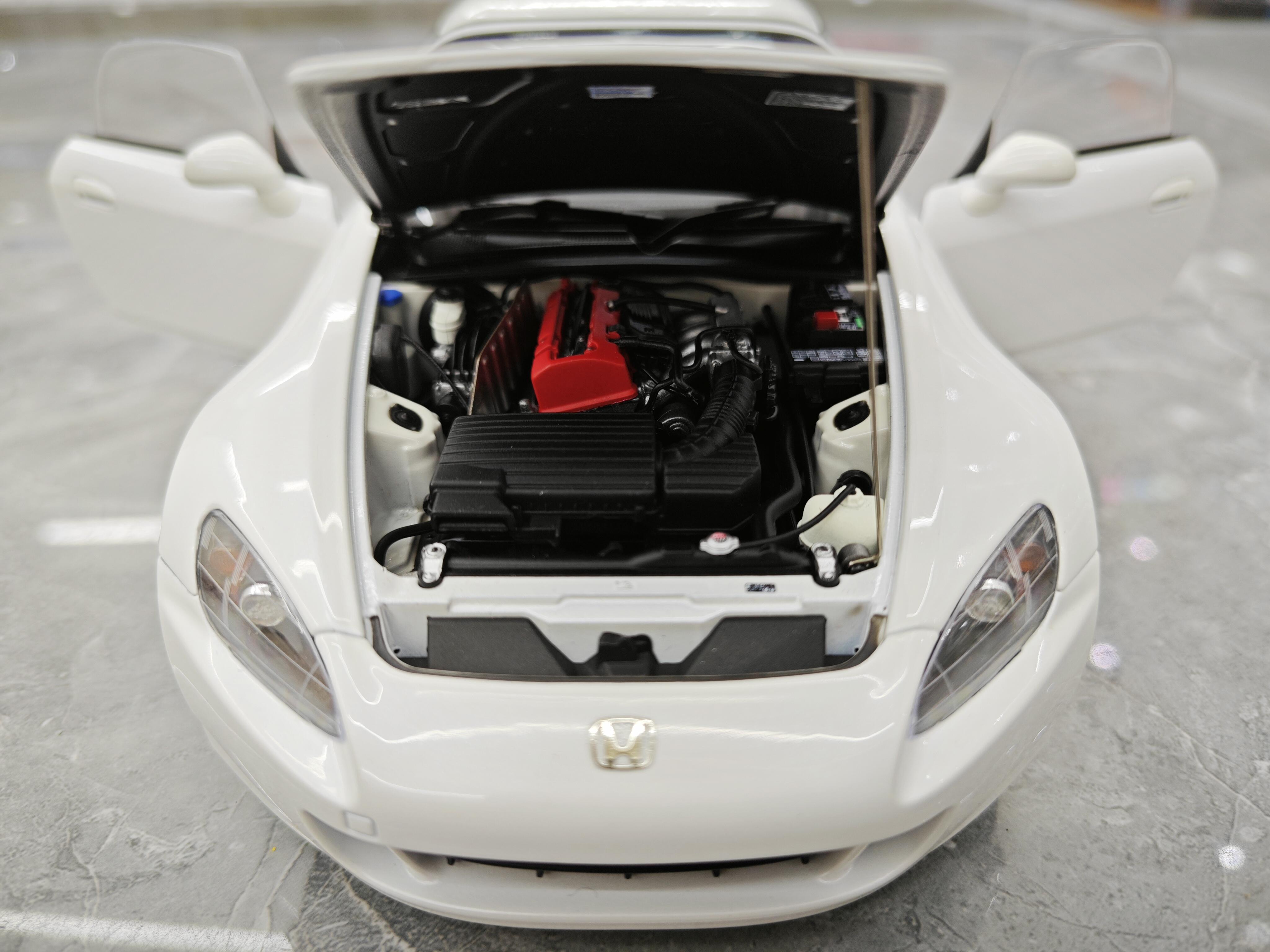 Honda S2000 Beyaz Renk ve Motor Blok- Metal