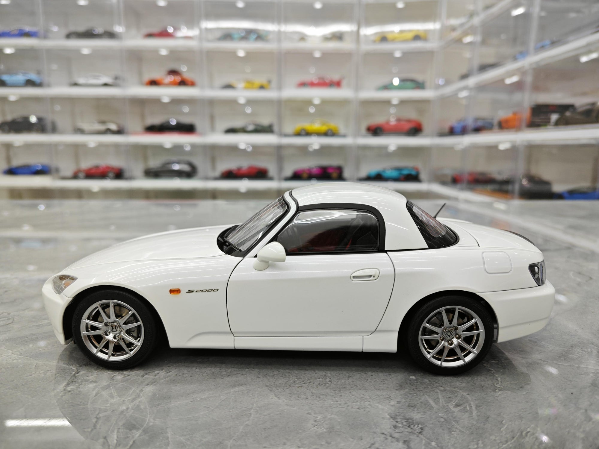 Honda S2000 Beyaz Renk ve Motor Blok- Metal