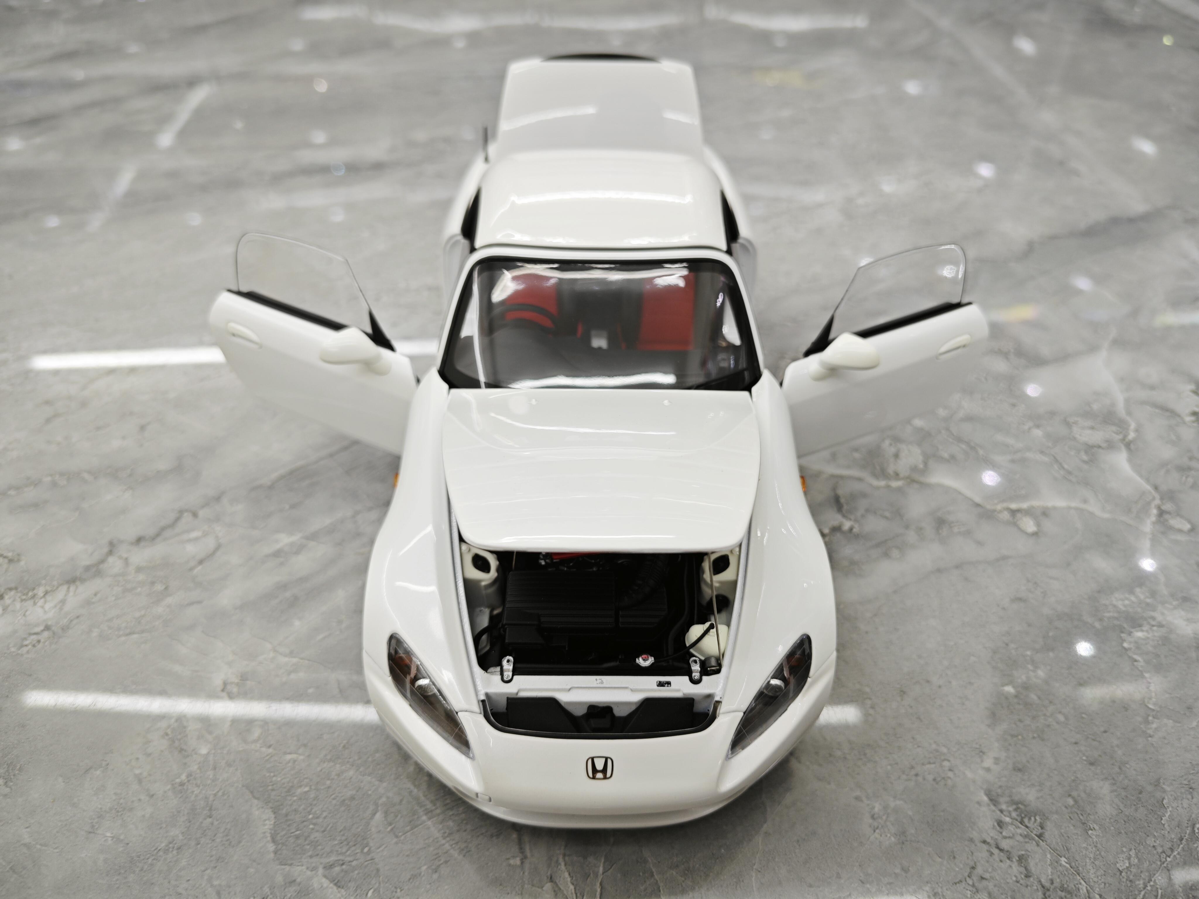 Honda S2000 Beyaz Renk ve Motor Blok- Metal