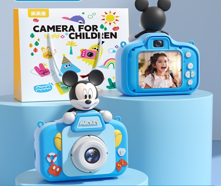 2.0 inç IPS Ekranlı 32 GB Hafızalı ve Kart Okuyuculu Çocuk Kamerası