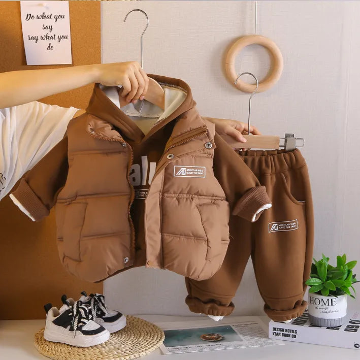 1-5 Yaş 3 Parça Erkek Çocuk Montlu Takım – 2 Renk Seçenekli