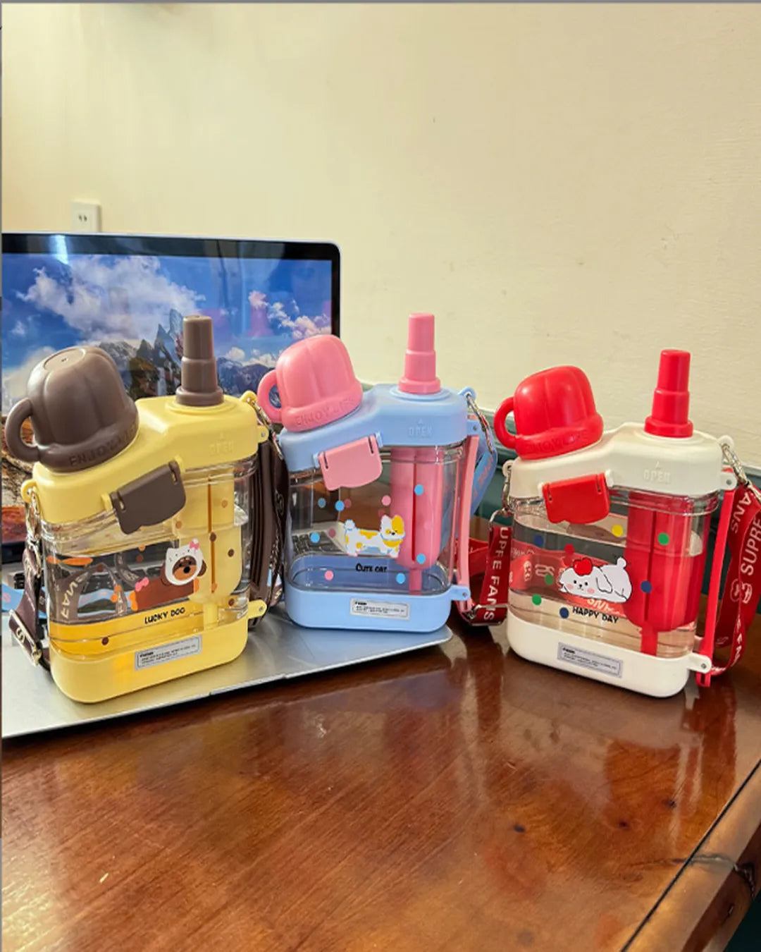 Çocuklara Özel Omuz Askılı Çift Pipetli Matara – 600 ml (3 Renk)