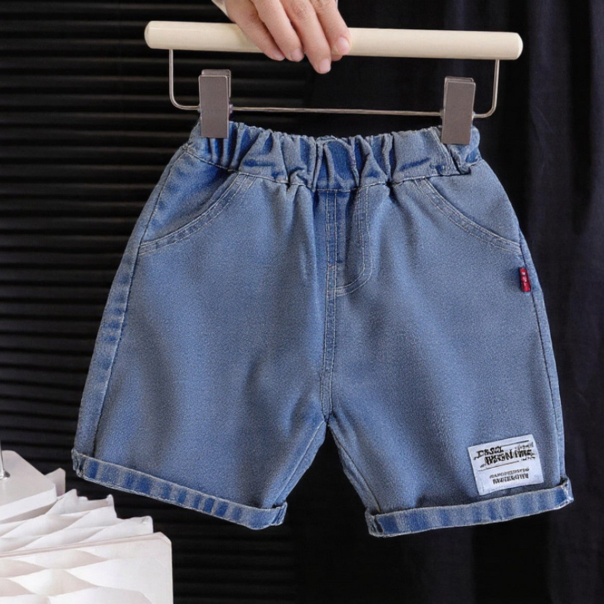 Grafiti Baskılı Pembe Tişört ve Denim Şort İkili Erkek Çocuk Takımı