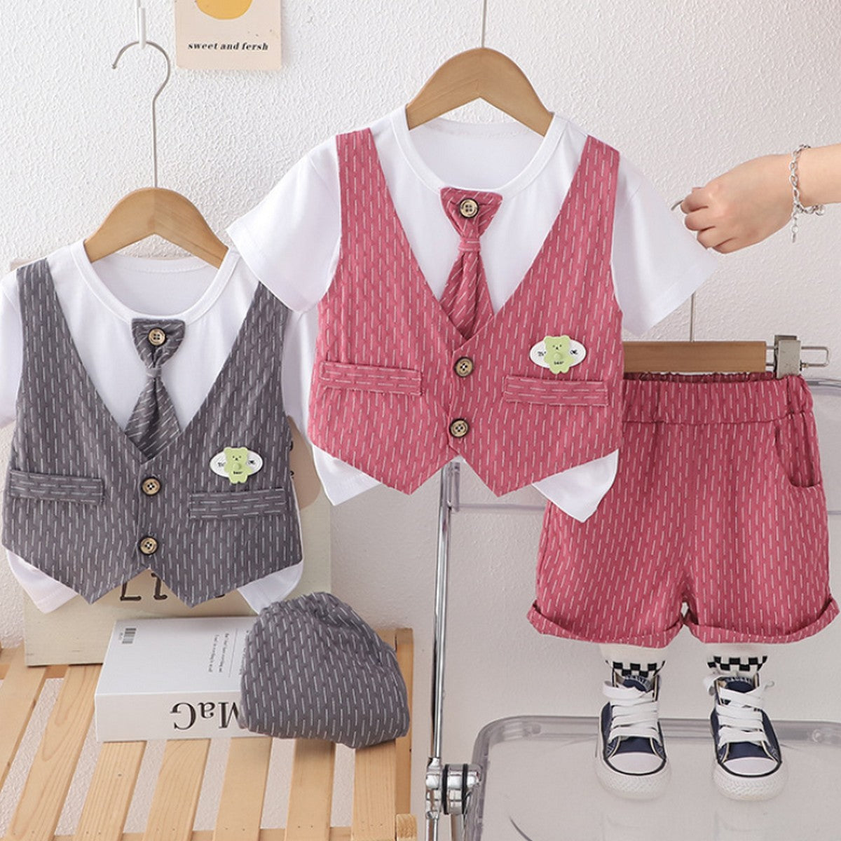 1-5 Yaş Kravatlı Yelekli Pembe Şort Takımı