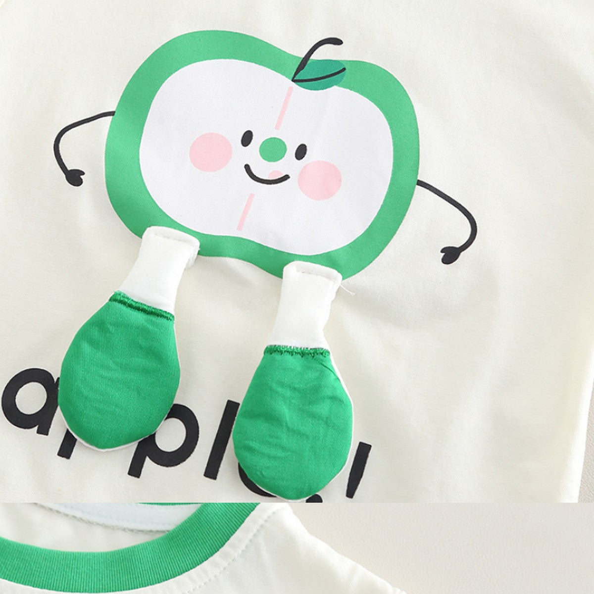 1-5 Yaş Yeşil Elma Baskılı Kısa Kollu Erkek Çocuk Takımı – Yazlık Şortlu