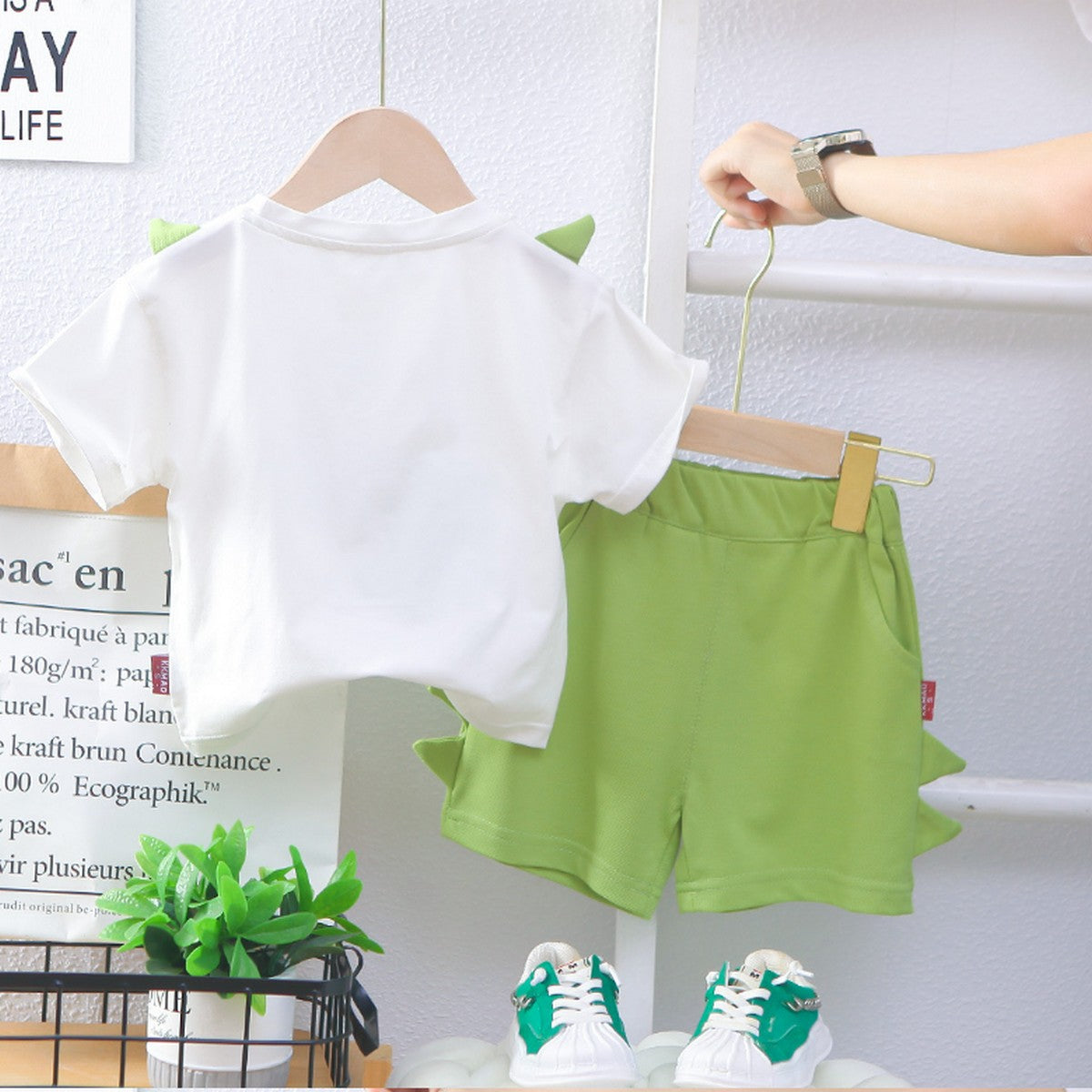 1-5 Yaş Dino Baskılı Yeşil Erkek Çocuk Takımı