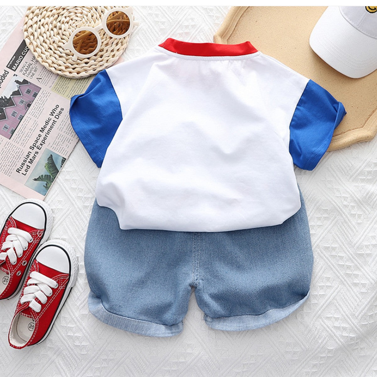 1-5 Yaş Dinozorlu Kepçe Baskılı Tişört ve Kot Şort Takımı