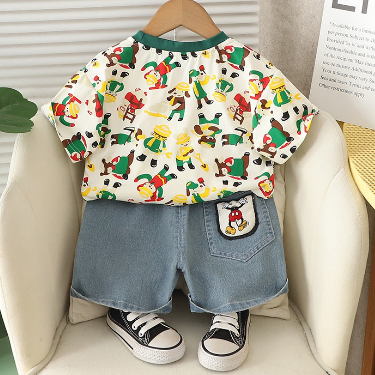 1-5 Yaş Renkli Kovboy Desenli Tişört ve Geniş Paça Kot Şort Takım