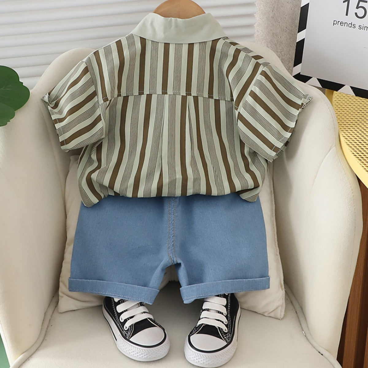 1-5 Yaş Klasik Çizgili Gömlek ve Kot Şortlu Erkek Çocuk Takımı