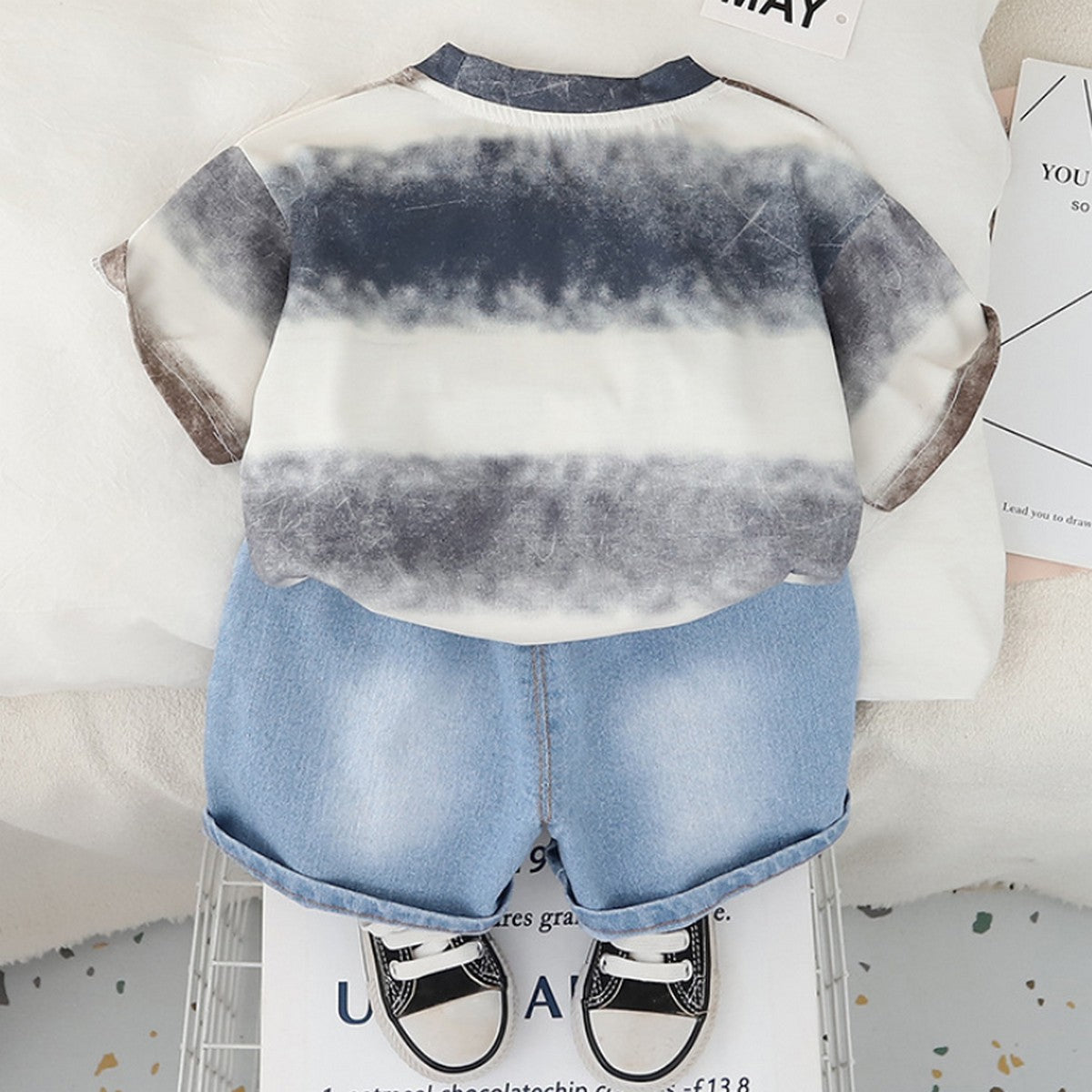 1-5 Yaş Renk Geçişli Tişört ve Kot Şort Erkek Çocuk Takımı