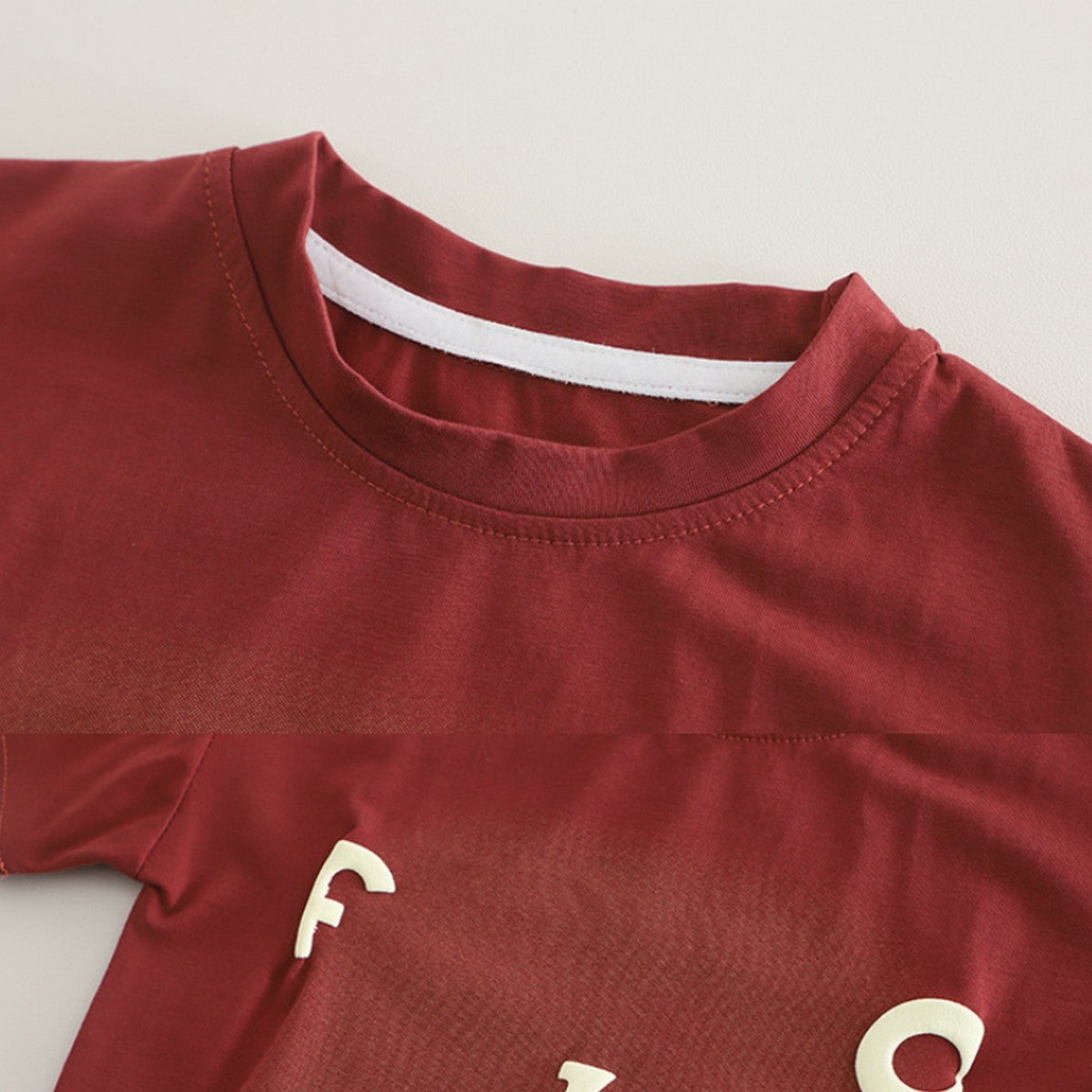 1-5 Yaş Erkek Çocuk Bordo Baskılı Tişört Siyah Şortlu Takım