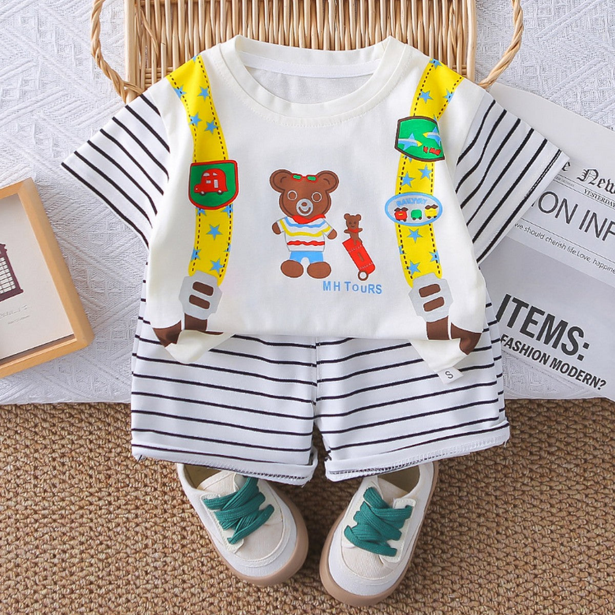 1-5 Yaş Askı Desenli Ayıcık Baskılı Çizgili Erkek Çocuk Takımı