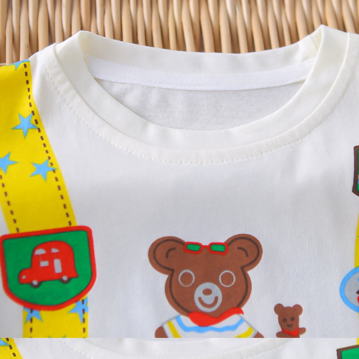 1-5 Yaş Askı Desenli Ayıcık Baskılı Çizgili Erkek Çocuk Takımı