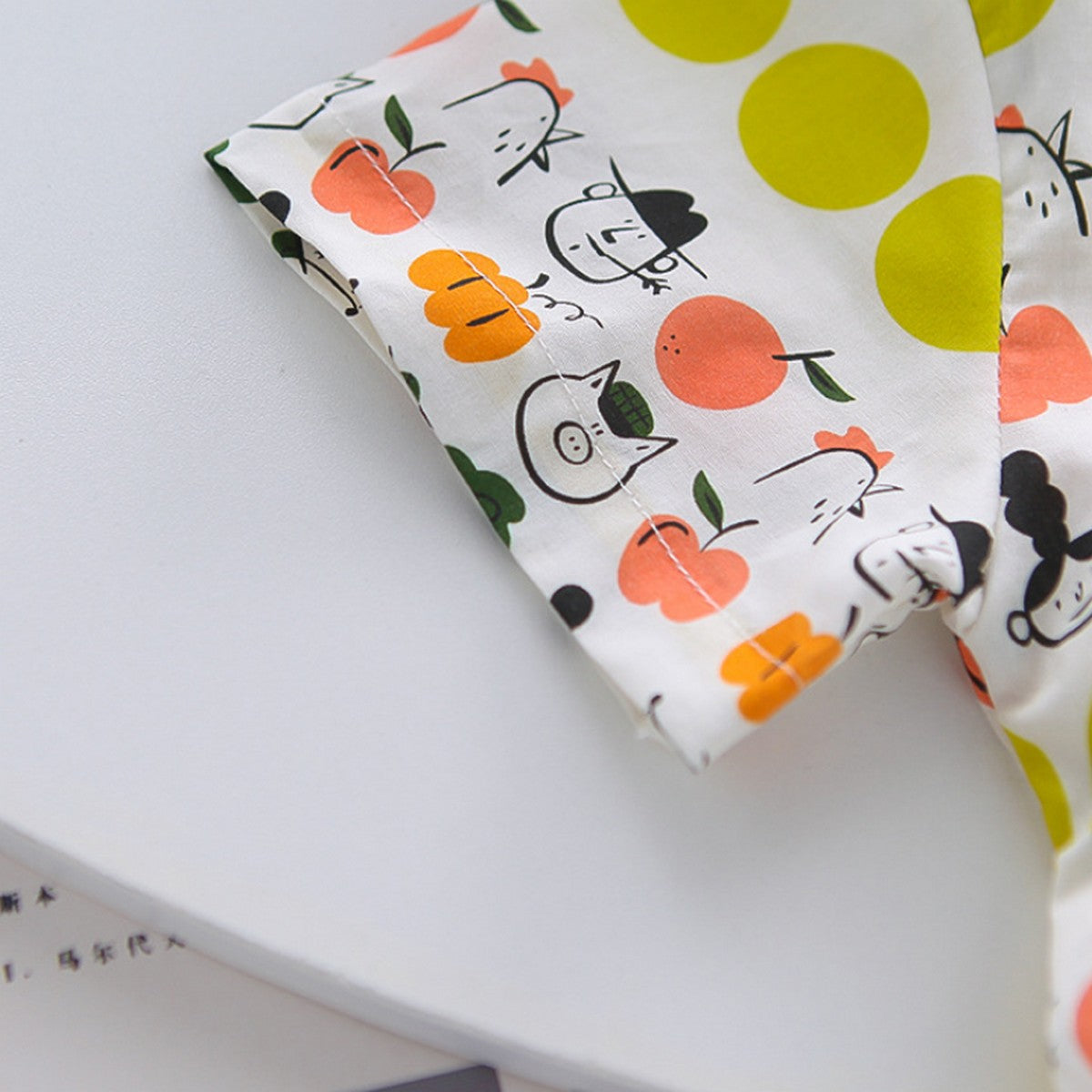 1-5 Yaş Renkli Kravatlı Meyve Desenli Erkek Çocuk Takımı