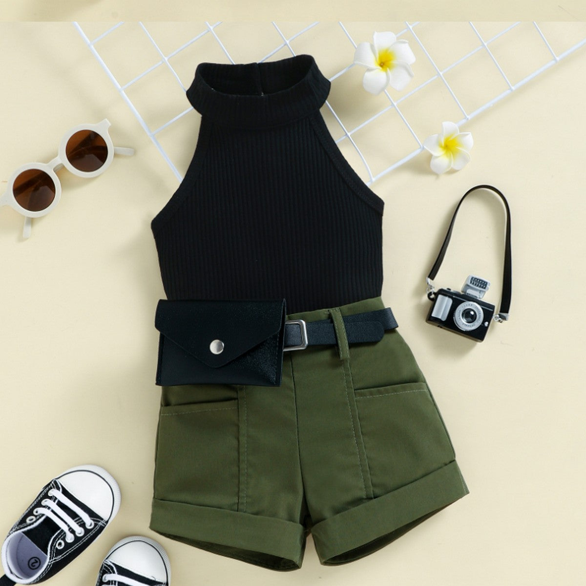 1-7 Yaş Kız Çocuk Siyah Atlet ve Haki Şort Takımı | Bel Çantalı Yaz Kombini