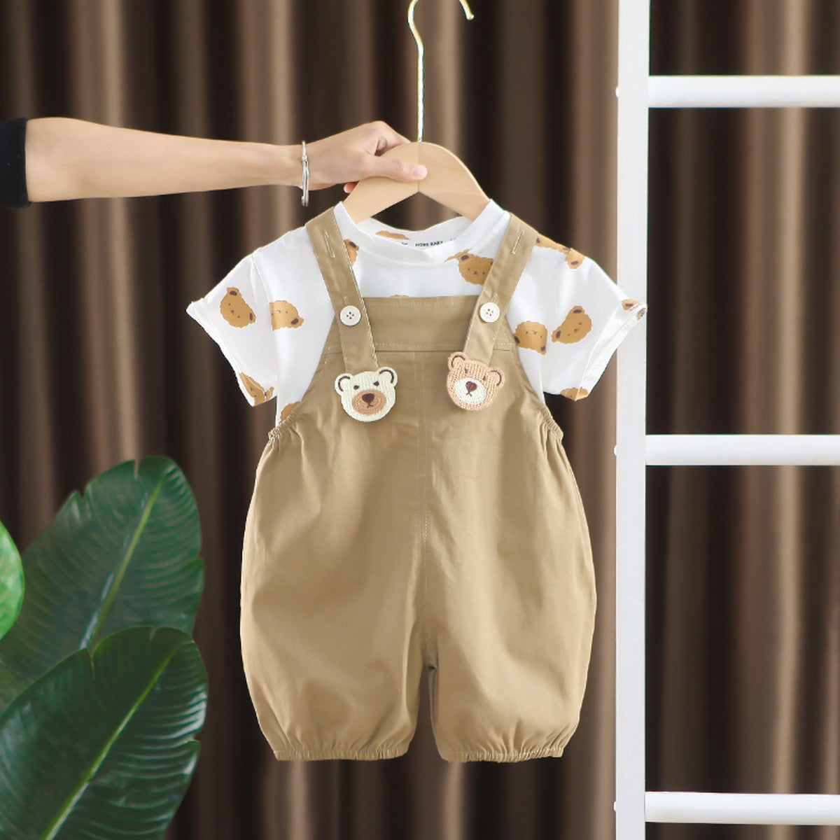 1-6 Yaş Ayıcık Baskılı Tişört ve Peluş Figürlü Salopet Takımı