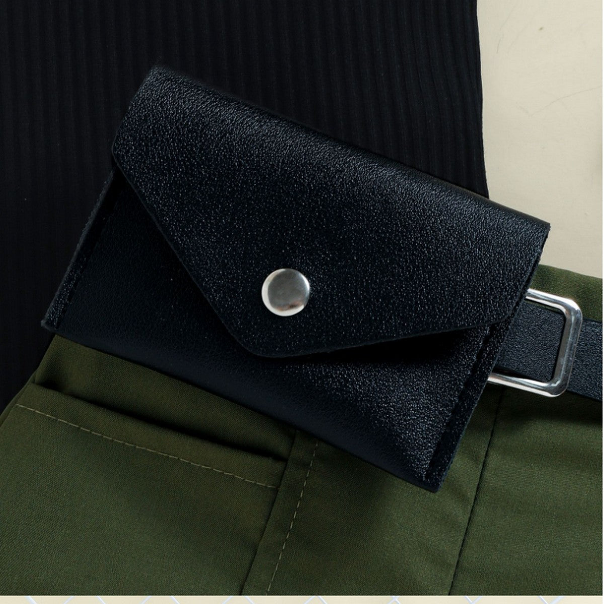 1-7 Yaş Kız Çocuk Siyah Atlet ve Haki Şort Takımı | Bel Çantalı Yaz Kombini