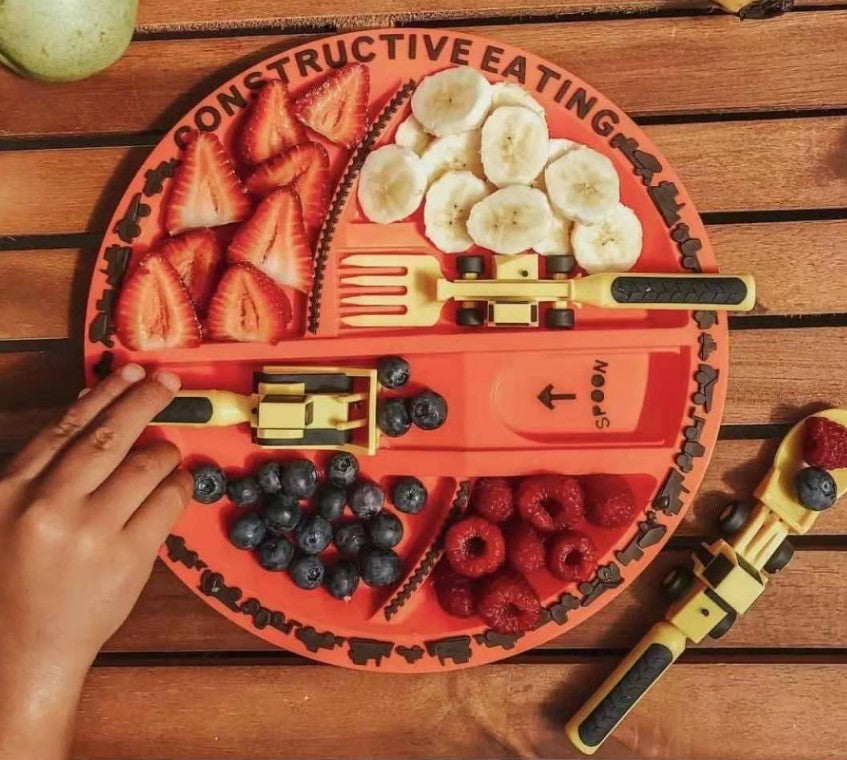 1-6 Yaş İnşaat Temalı Tabak ve Kaşık Seti – Eğlenceli Öğünler İçin